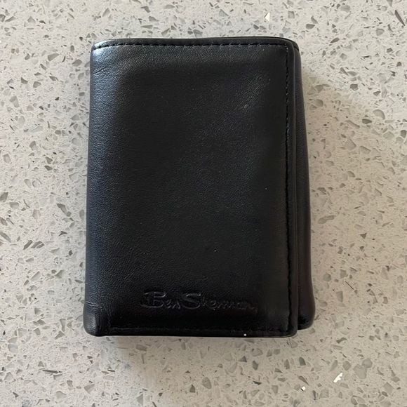 Ben Sherman black leather wallet - Picture 1 of 3